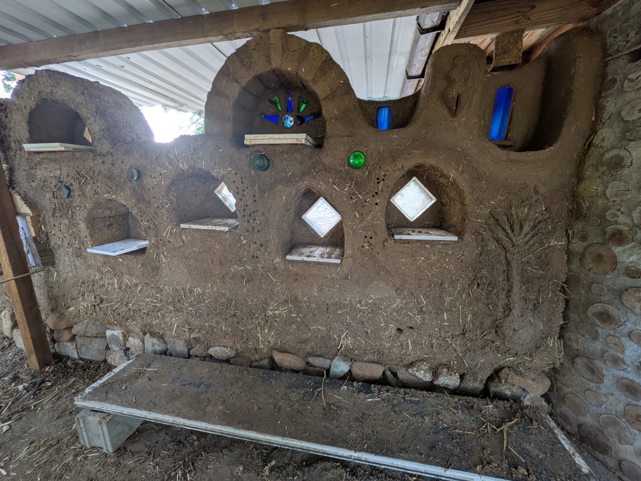 Natural building workshop result